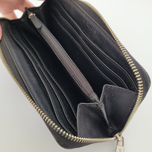 MICHAEL KORS Jet Set Black Saffiano Leather Zip Around Wallet Large Clutch 8x4 - Picture 9 of 9